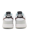Heel of the gradeschool Nike Dunk Low SE Jackpot GS childrens sneakers in white and grey