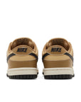 Heels of Nike Dunk Low Dark Driftwood (W) in brown and beige.