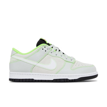 Side of Nike Dunk low University of Oregon PE in silver, white, black and green
