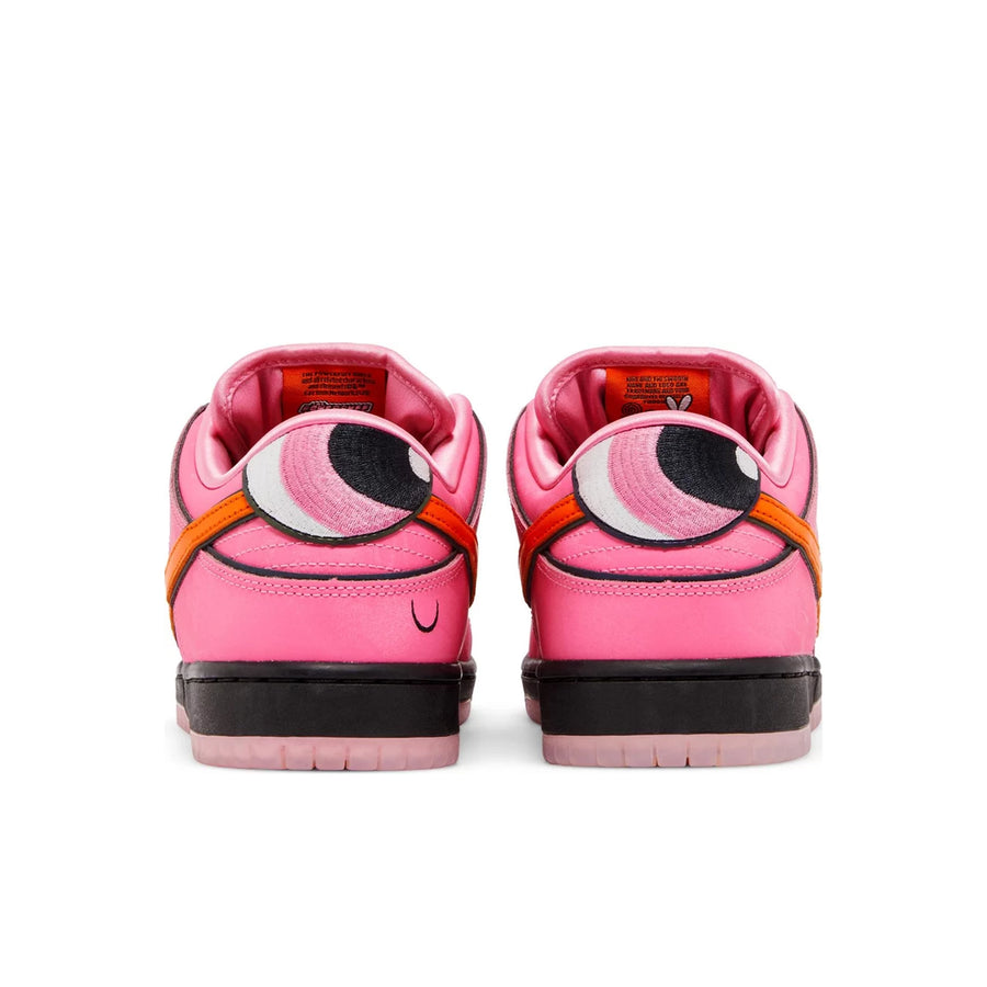 Heels of Nike Dunk SB Low The Powerpuff Girls Blossom in Pink
