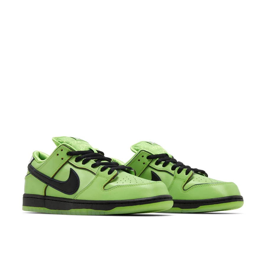 Pair of Nike Dunk SB Low The Powerpuff Girls Buttercup in green
