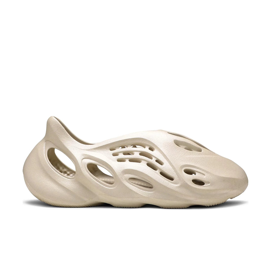 Side of the adidas Yeezy Foam RNNR Sand sneaker