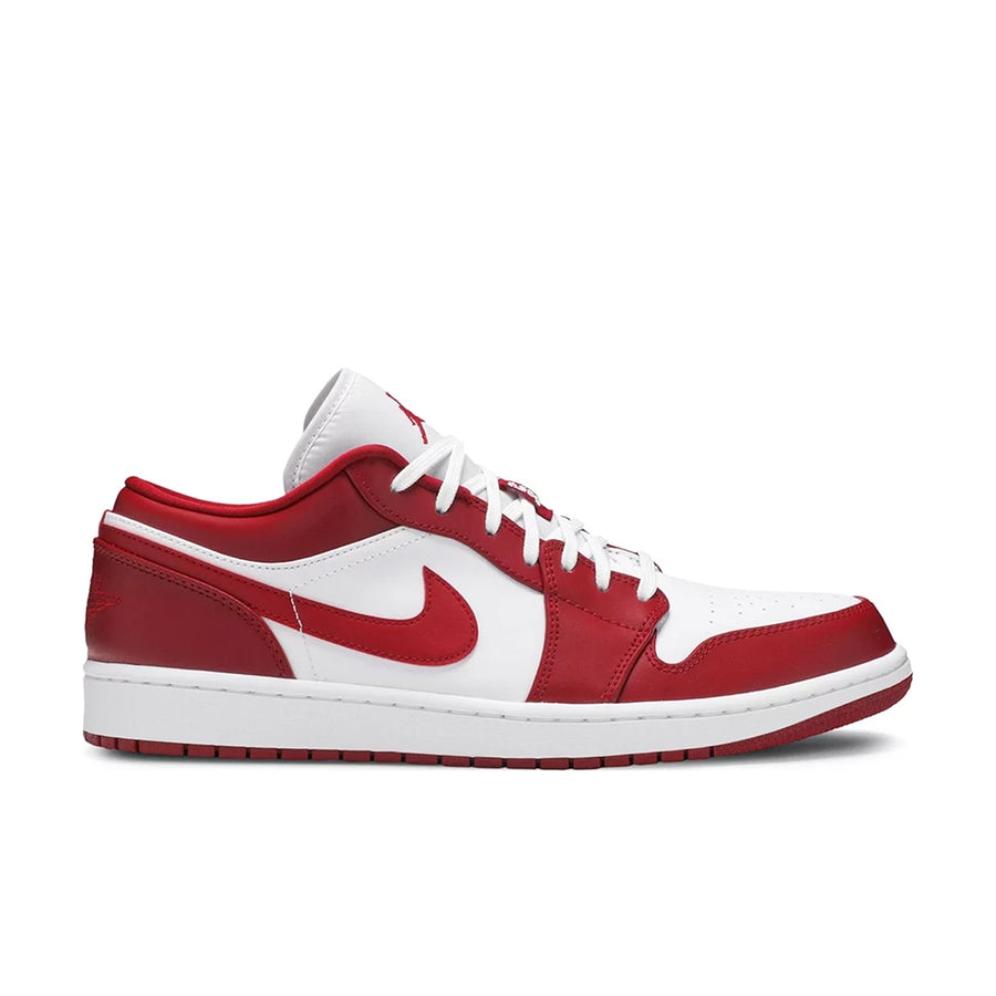 Side of Jordan 1 low gym red white in red and white