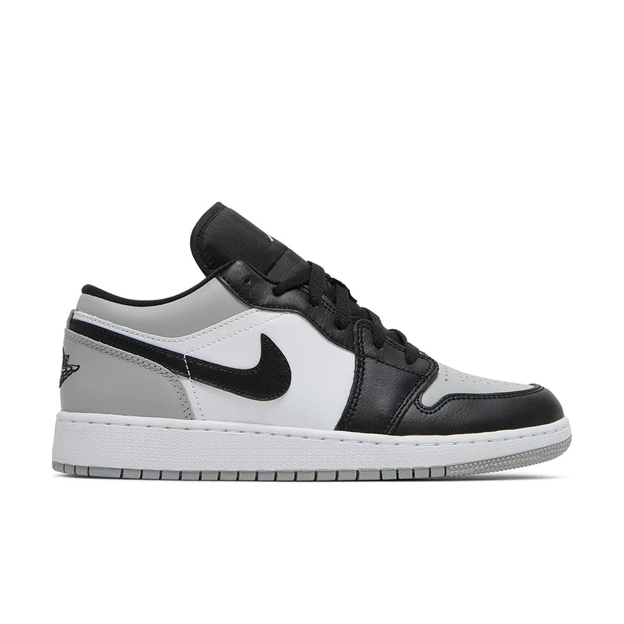 Side of Jordan 1 Shadow Toe (GS) in black, white and grey.