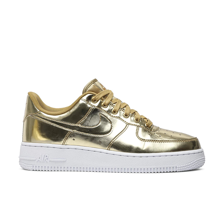 Side of the Nike Air Force 1 Low SP 'Gold'' is in a metallic and gold colourway