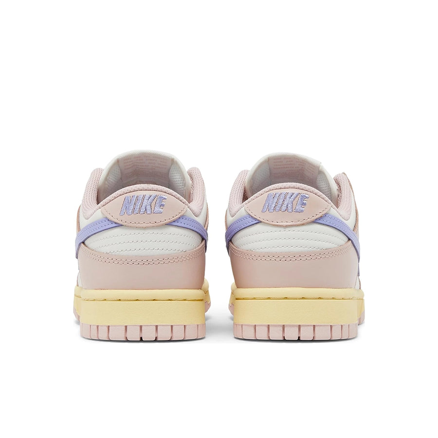 Heel of the womens Nike dunk low in a pink lilac "pink oxford" colour