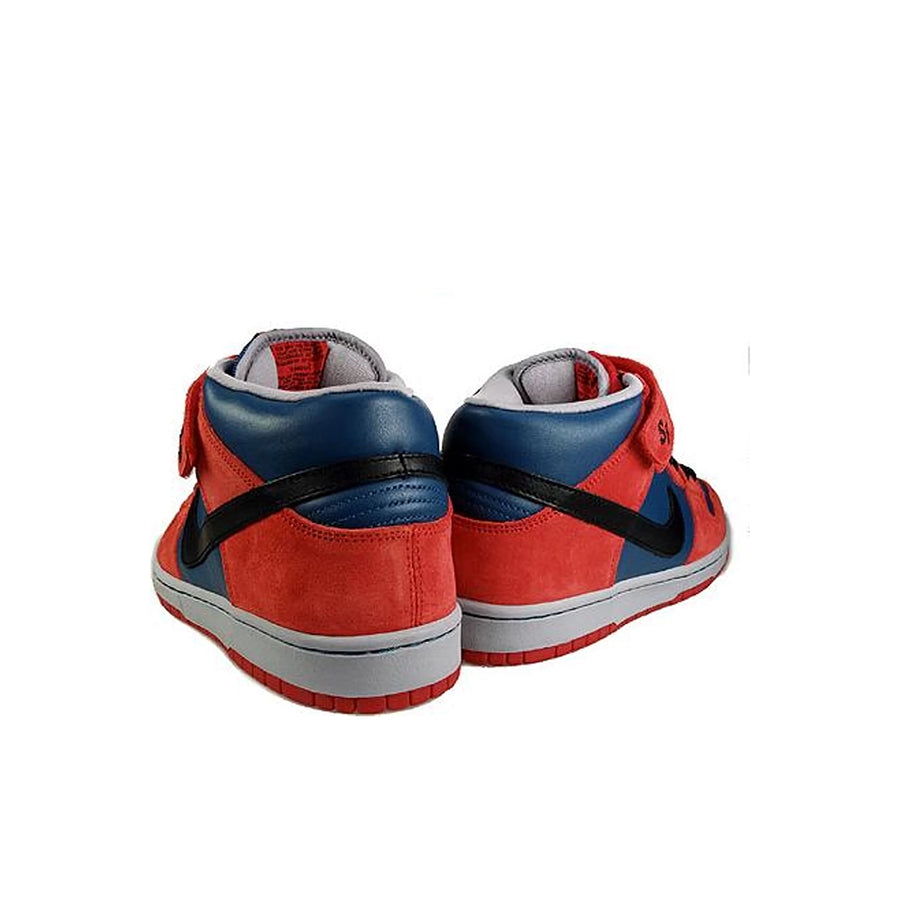 Heel of the Nike sb dunk mid basketball shoes in a red blue spider man colour