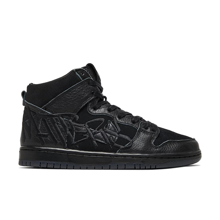 Side of the Faust Nike sb dunk high basketball shoes in a black gold grafitti colour